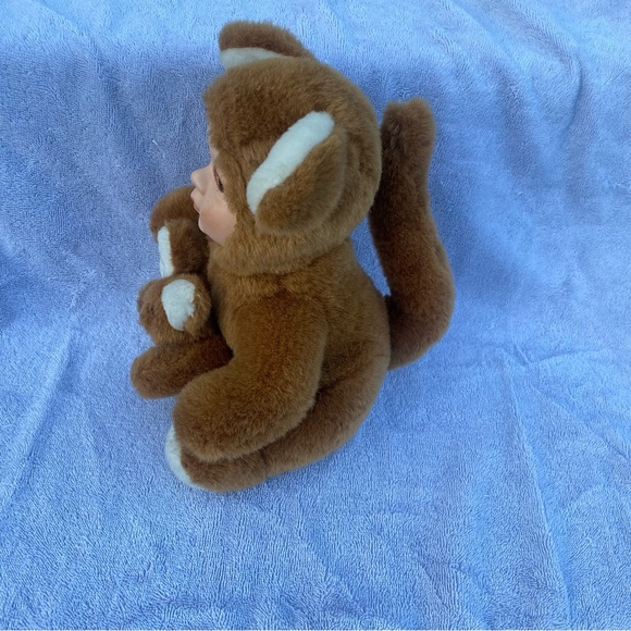 Show Stoppers Kangaroo Baby Porcelain Faced Baby Doll with Plush body 9” - Picture 7 of 7